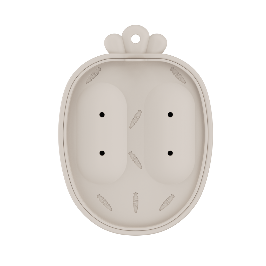 Gray popsicle mold lid top view with carrot embossed pattern from MAMAMEEPA